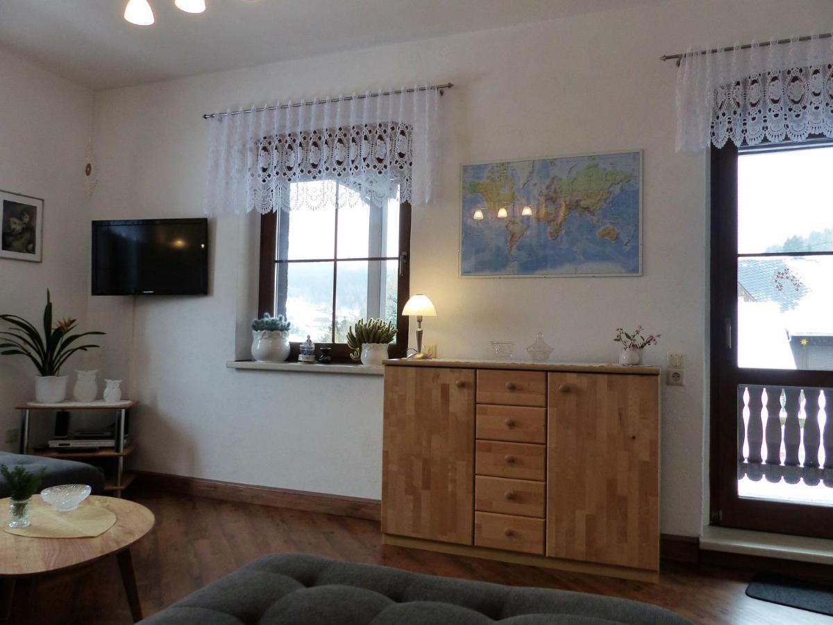 Cozy Apartment In Ore Mountains With Balcony Breitenbrunn  Quarto foto