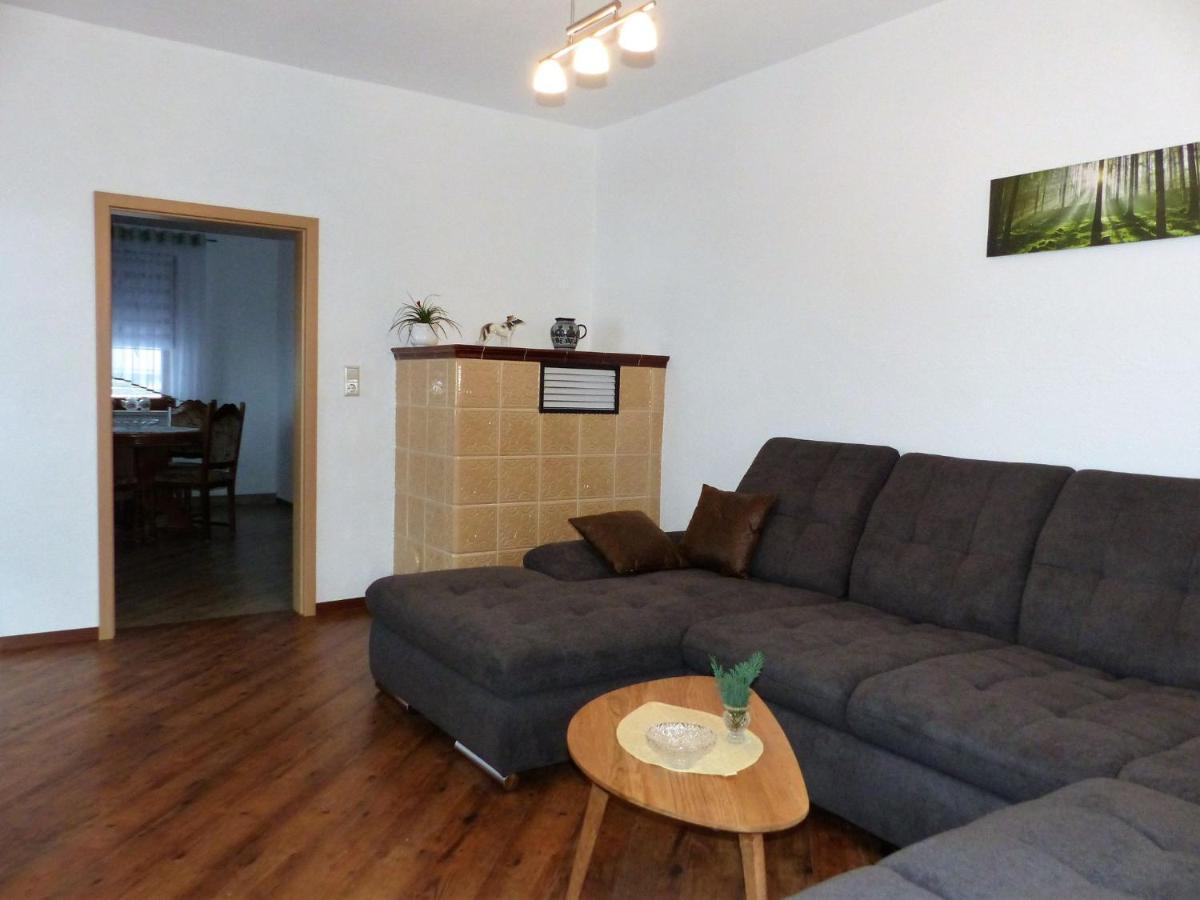 Cozy Apartment In Ore Mountains With Balcony Breitenbrunn  Quarto foto